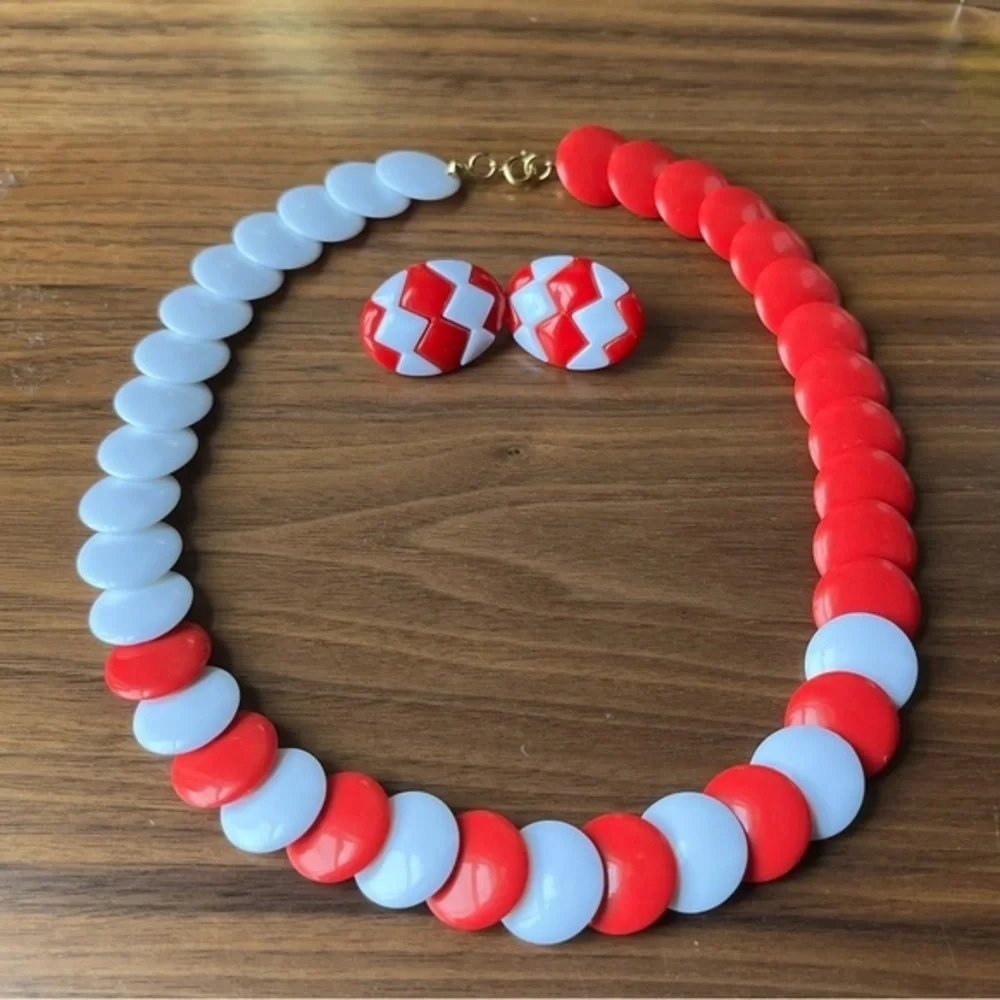 Vintage Cherry Red and Pure White Acrylic Beaded Necklace and Earring Set A1